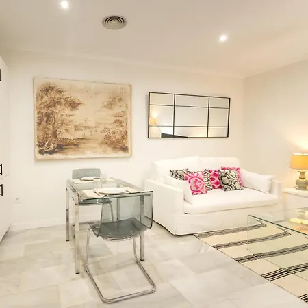 Apartamento Tranquilo En Zona Monumental *